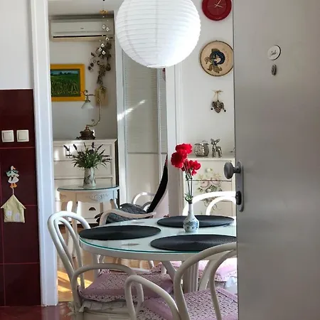 Nora Apartment *